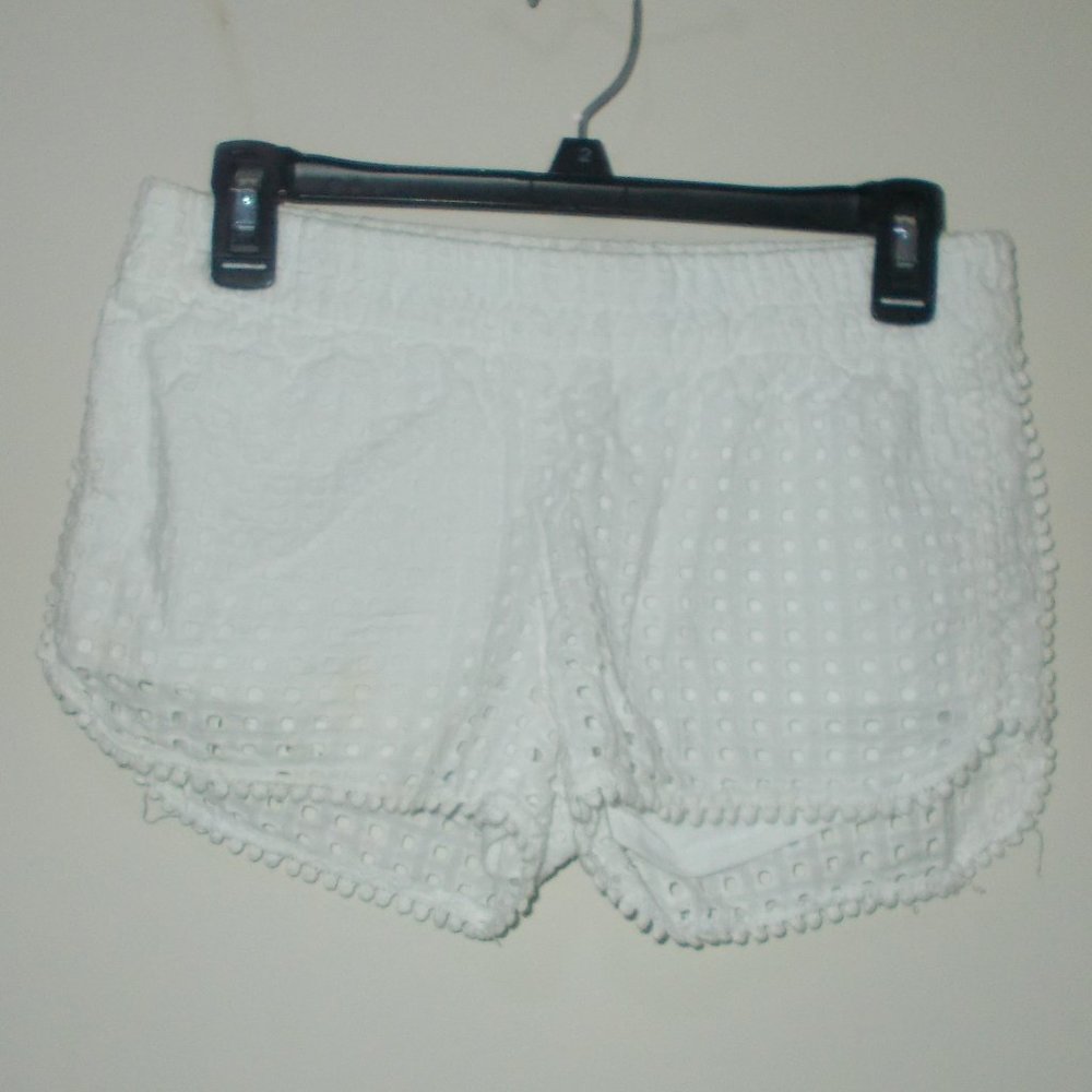 Lilly Pulitzer for Target Shorts White Size Extra Small